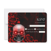 Enge rode bloemendonkere humeurige gothic schedel 