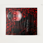 Enge rode bloemendonkere humeurige gothic schedel  wandkleed (Voorkant (horizontaal))