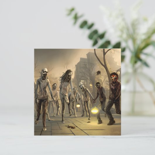 Enge Wandelende Zombie Halloween Kaart (Staand voorkant)