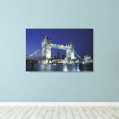 Engeland, Londen, Tower Bridge 3 Canvas Afdruk (Insitu (Houten vloer))