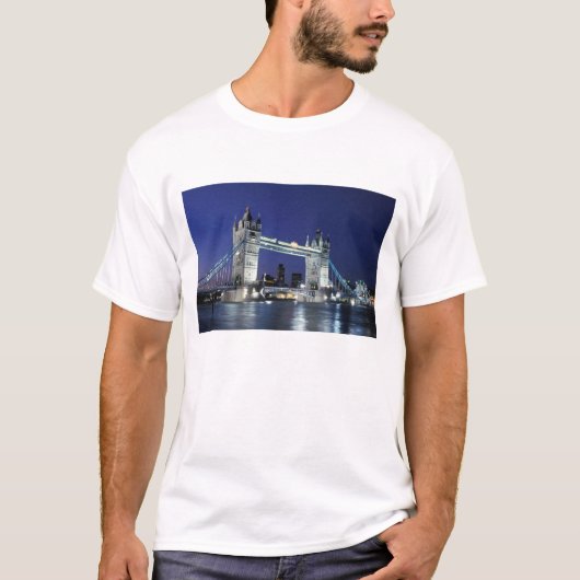 Engeland, Londen, Tower Bridge 3 T-shirt (Voorkant)
