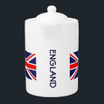 Engeland-vlag-klassiek Theepot<br><div class="desc">Dit eenvoudige maar  ontwerp kenmerkt de iconische vlag van het jolloude Engeland,  met het woord "Engeland" tussen de twee vlaggen die het midden van de pot omvatten. U kunt het woord "Engeland" desgewenst aanpassen of verwijderen.</div>