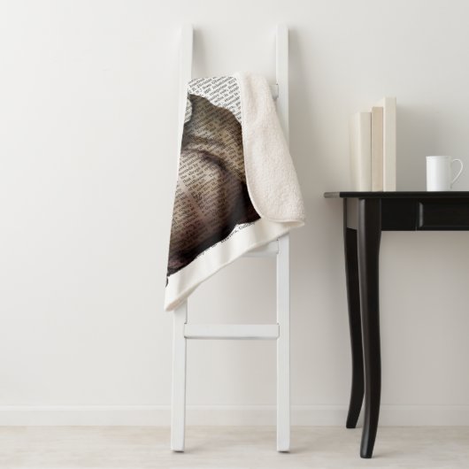 Engels Bulldog, Formal Hound and Pet Sherpa Deken (In situ)