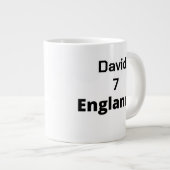 Engels Voetbal Speler aanpasbaar Grote Koffiekop (Voorkant rechts)