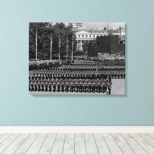 Engelse bewakers marcheren traag Canvas Afdruk (Insitu (Houten vloer))