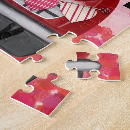 Engelse Bulldog Driving Car with Hearts Valentijn" Legpuzzel (Zijkant)