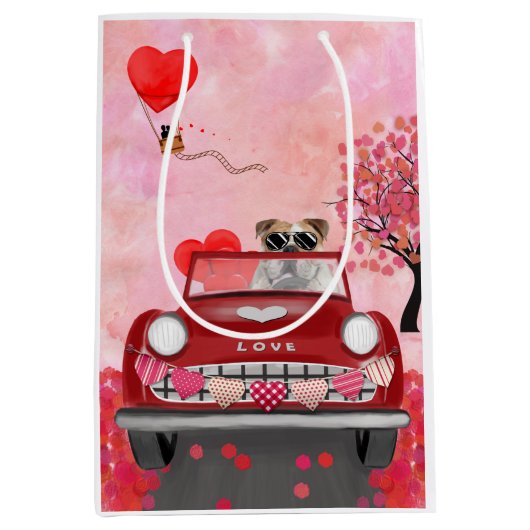 Engelse Bulldog Driving Car with Hearts Valentijn" Medium Cadeauzakje (Voorkant)