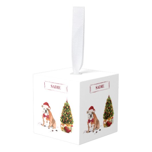 Engelse Bulldog Funny kersthond met boom Decoratie (Voorkant hoekig)