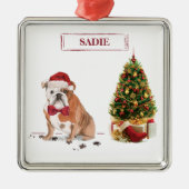 Engelse Bulldog Funny kersthond met boom Metalen Ornament (Voorkant)