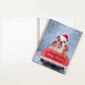 Engelse Bulldog in Snow, die met Kerstmis rondloop Planner (Display)