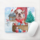 Engelse Bulldog in snow-kersthondenhuis Muismat (Met muis)