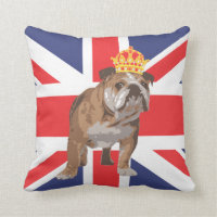 Engelse Bulldog met Crown en Union Jack Pillow