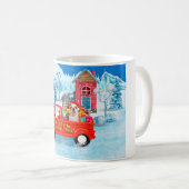 Engelse Bulldog met kerstcadeau Truck Snow Koffiemok (Voorkant rechts)