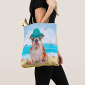 Engelse Bulldog op Strand Tote Bag (Dichtbij)