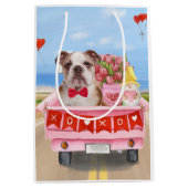 Engelse Bulldog Valentijnsdag Truck Hearts Medium Cadeauzakje (Voorkant)