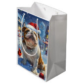 Engelse Bulldog Winter Wonderland Christmas Joy Medium Cadeauzakje (Achterkant Gekanteld)