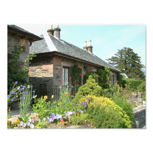 Engelse Cottage II met bloementuin fotografie Foto Afdruk (Voorkant)