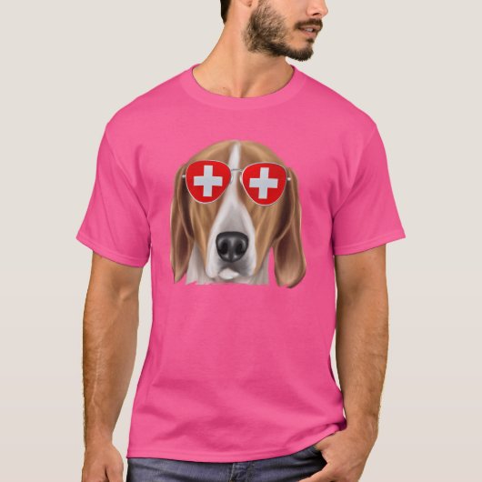 Engelse Foxhound Dog Zwitserland Vlag Zonnebril T-shirt (Voorkant)