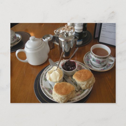 Engelse scènes, vanmiddag crèmethee briefkaart (Voorkant)