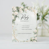 Engelse witte rozen eucalyptus groen en goud RSVP kaartje (Staand voorkant)