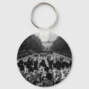 Engelstalige Garde die langs de Mall terugkeren Sleutelhanger