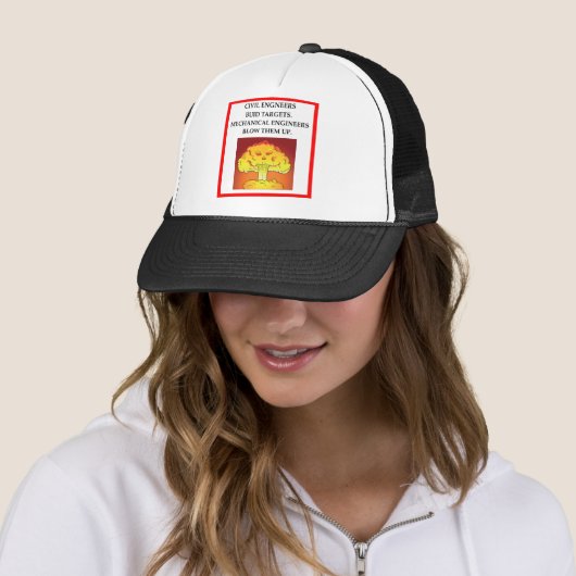 ENGINEER TRUCKER PET (In situ)
