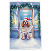 English Cocker Spaniel Nurse Station Santa Hat Medium Cadeauzakje (Voorkant)