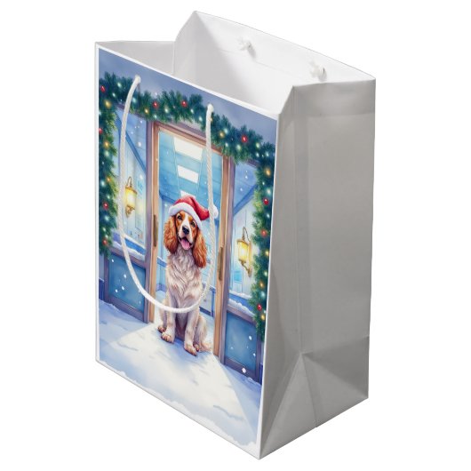English Cocker Spaniel Nurse Station Santa Hat Medium Cadeauzakje (Achterkant Gekanteld)