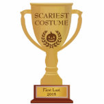 engste kostuum trofee foto sculptuur staand fotobeeldje<br><div class="desc">Halloween kostuum wedstrijd? Stuur ze naar huis met deze gouden "Scariest Costume" award trofee. Ook verkrijgbaar in Best Costume,  Funniest Costume en kan worden gepersonaliseerd met uw eigen gezegde. Naam is optioneel en kan worden verwijderd.</div>