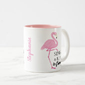 Enig en klaar om roze flamingo te ontvlammen tweekleurige koffiemok (Voorkant rechts)
