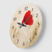 Enige Rode papaver in een grijs veld Grote Klok (Hoek)