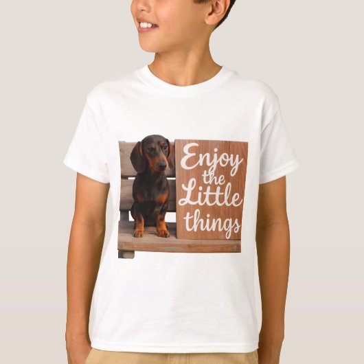 Enjoy the little things: Dachshund  T-shirt (Voorkant)