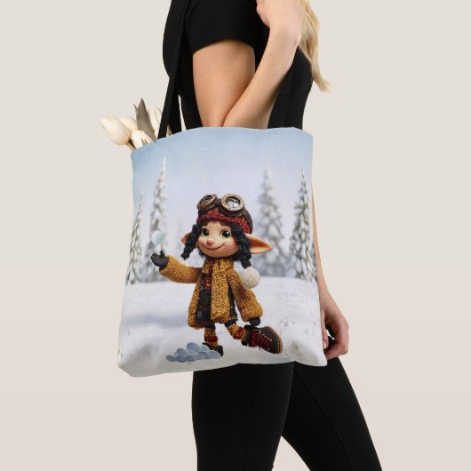Enjoying A Snow Day Tote Bag (Dichtbij)
