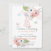 Enkele Bunny Floral Butterfly Pink 1e verjaardag Kaart (Voorkant)