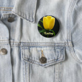 Enkele gele tulp bloem ronde button 5,7 cm (In situ)
