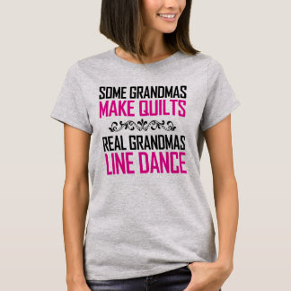 Enkele oma's houden een echte Grandmas Line Dance T-shirt