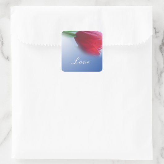 Enkele rode tulpenbloem vierkante sticker (Tas)