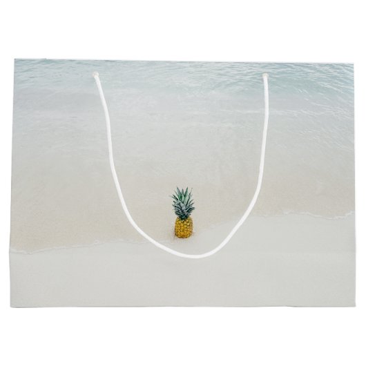 Enkelvoudige ananas op het strand groot cadeauzakje (Achterkant)