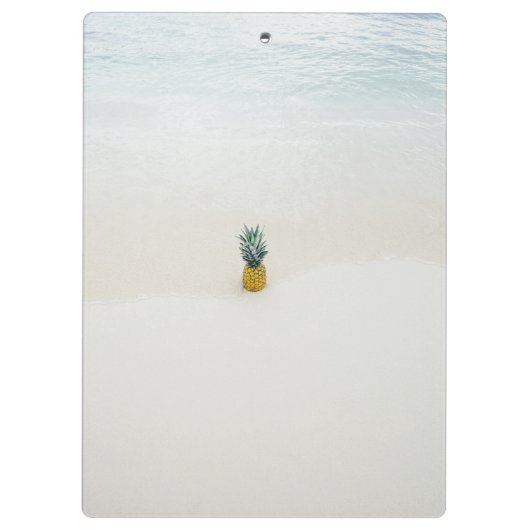 Enkelvoudige ananas op het strand klembord (Achterkant)