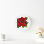 Enkelvoudige rode roze op wit ronde klok (Huis)