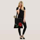 Enkelvoudige roodroodbloem Canvas tas (Op model)