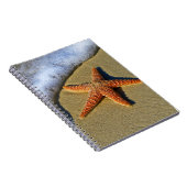 Enkelvoudige Starfish op strand Notitieboek (Rechterzijde)