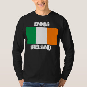 Ennis, Ierland met Ierse vlag T-shirt
