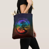 Enso Zen Circle en Bonsai Tree Nebula Tote Bag (Dichtbij)