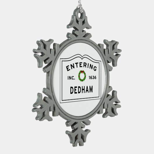 Entering Massachusetts Town Dedham Tin Sneeuwvlok Ornament (Links)