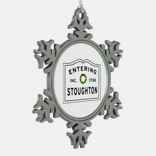 Entering Stoughton Massachusetts Tin Sneeuwvlok Ornament (Links)