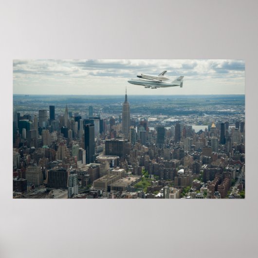 Enterprise vliegt over New York City Poster (Voorkant)