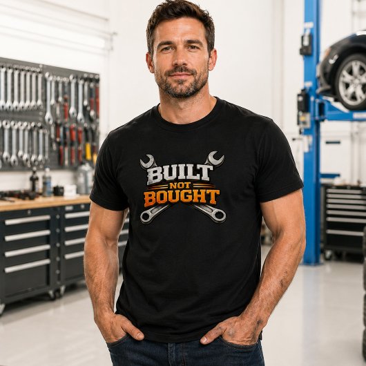 Enthousiast Garage T-shirt | Built Not Bought Mont
