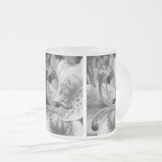 Enticing Lily Matglas Koffiemok (Voorkant rechts)