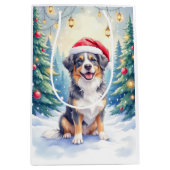 Entlebucher Mountain Dog Snowy Forest Santa Medium Cadeauzakje (Voorkant)